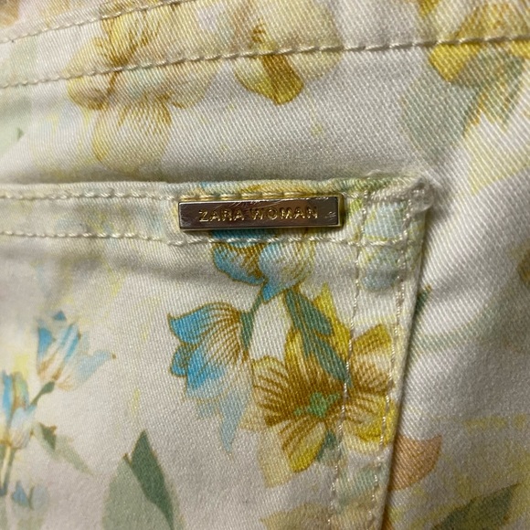 2/$30⚡️- PANTS | Women’s Zara Pants fits like size 27/28 - Picture 6 of 7